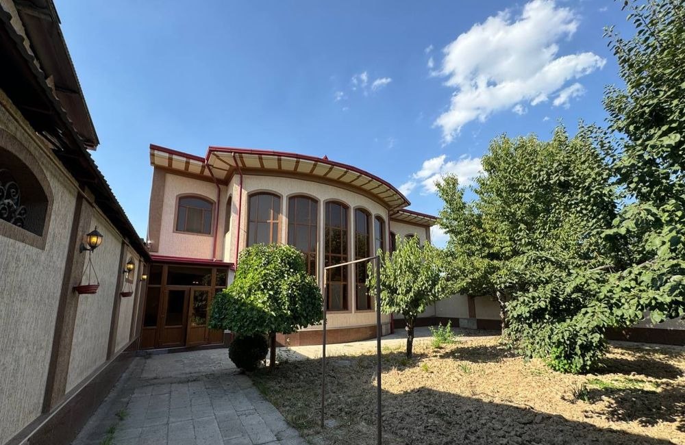 Sotiladi 8 xonali hovli, 500 m² · Olmazor — surat 1