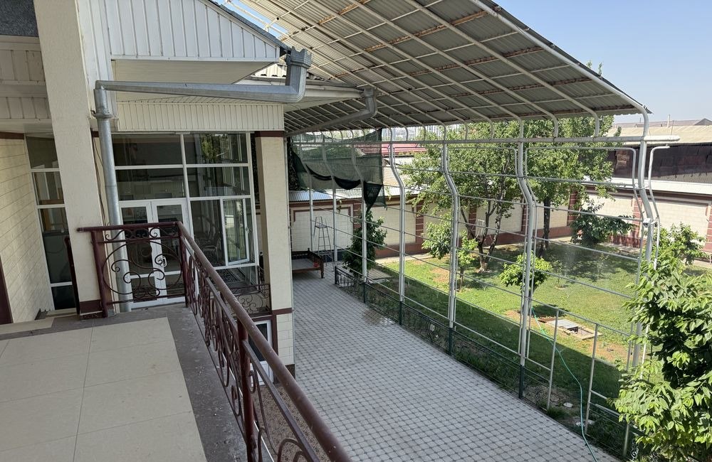 Sotiladi 7 xonali hovli, 320 m² · Yashnobod — surat 5