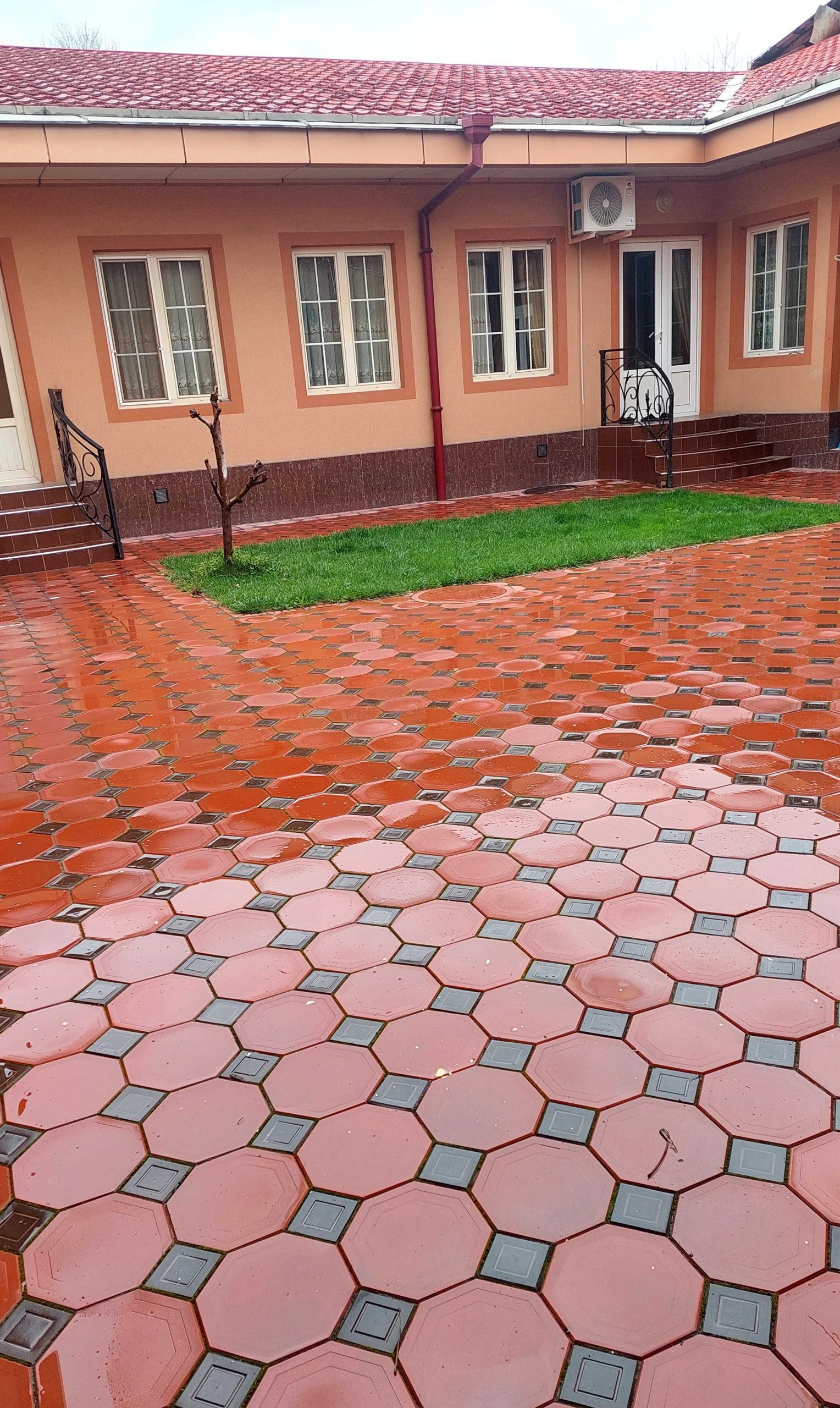 For sale 8-room house · Almazar — photo 2