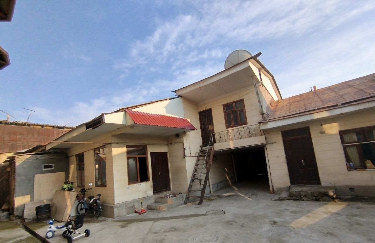 For sale 14-room house · Yashnabad — photo 3