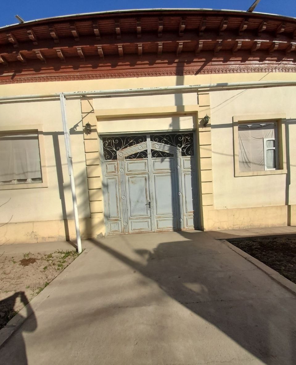 For sale 10-room house · Yashnabad — photo 2