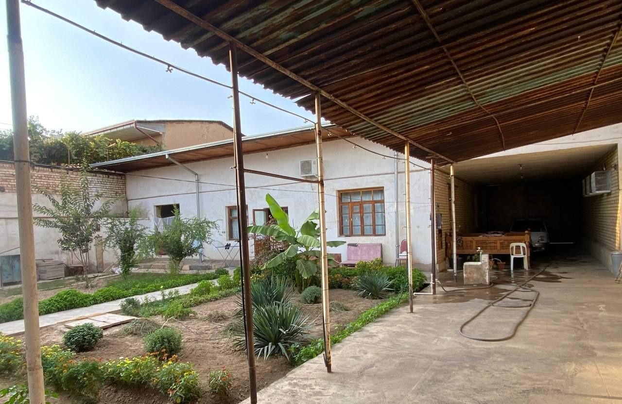 Sotiladi 8 xonali hovli · Olmazor — surat 3