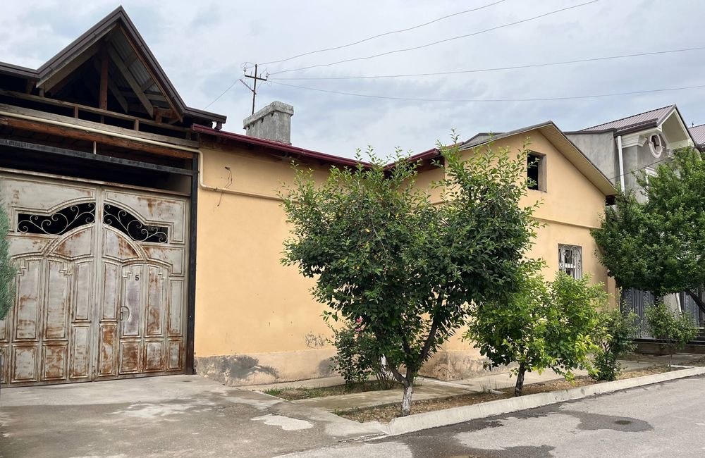 For sale 5-room house · Mirzo-Ulugbek — photo 1