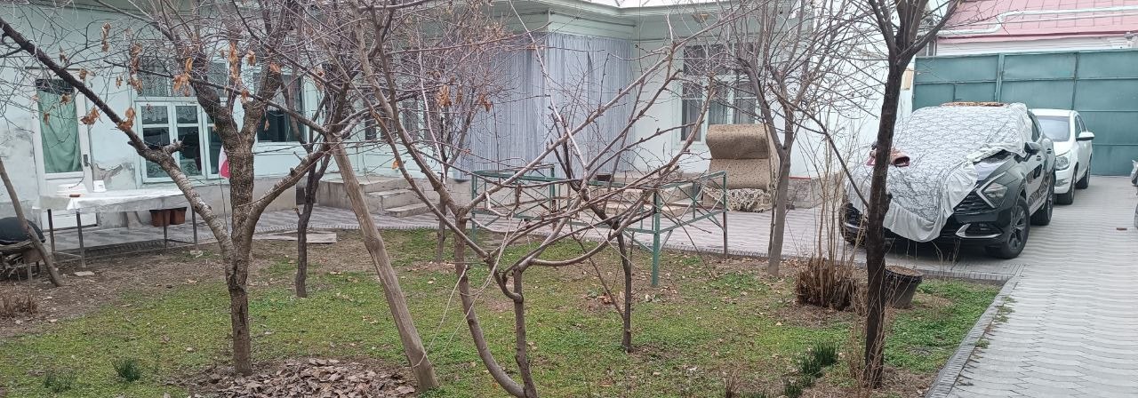 Sotiladi 6 xonali hovli, 150 m² · Yakkasaroy — surat 5