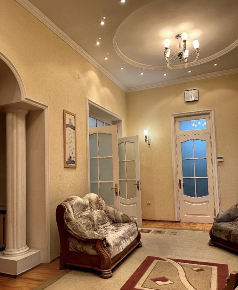 Sotiladi tijorat binosi, 600 m² · Mirobod — surat 5