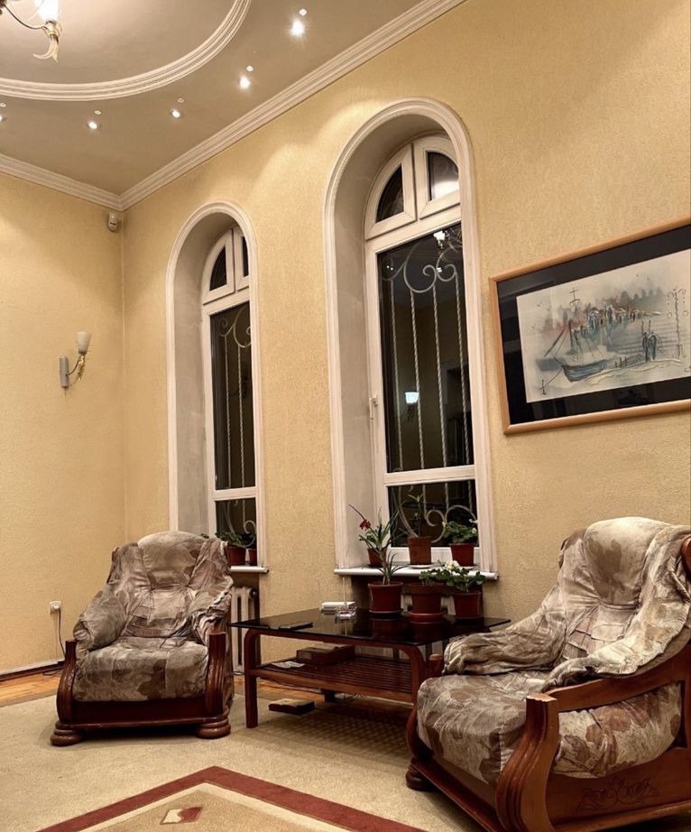 Sotiladi tijorat binosi, 600 m² · Mirobod — surat 6