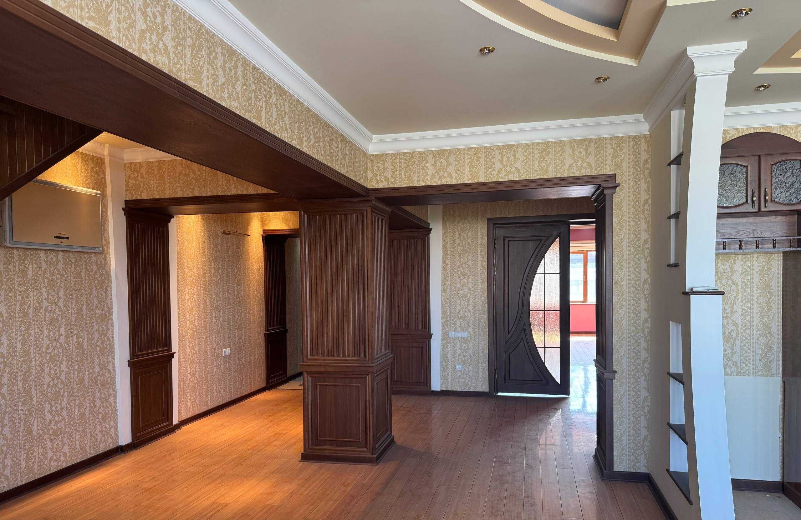 Сдаётся 6-комн. квартира, 336 м² · Мирабад — фото 2
