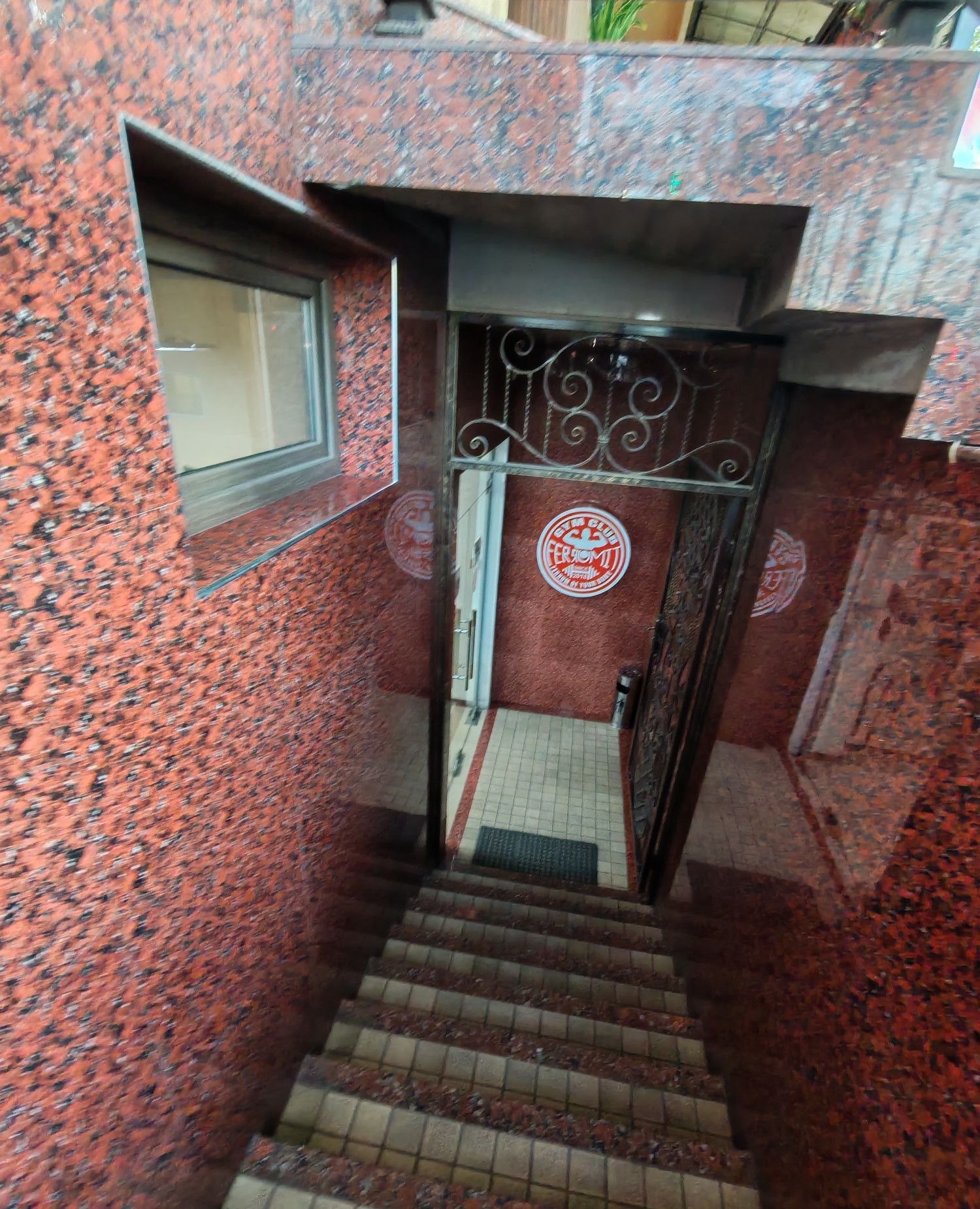 Ijaraga tijorat binosi, 240 m² · Mirzo Ulug‘bek — surat 3