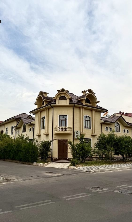 Продаётся 10-комн. дом, 650 м² · Юнусабад — фото 1