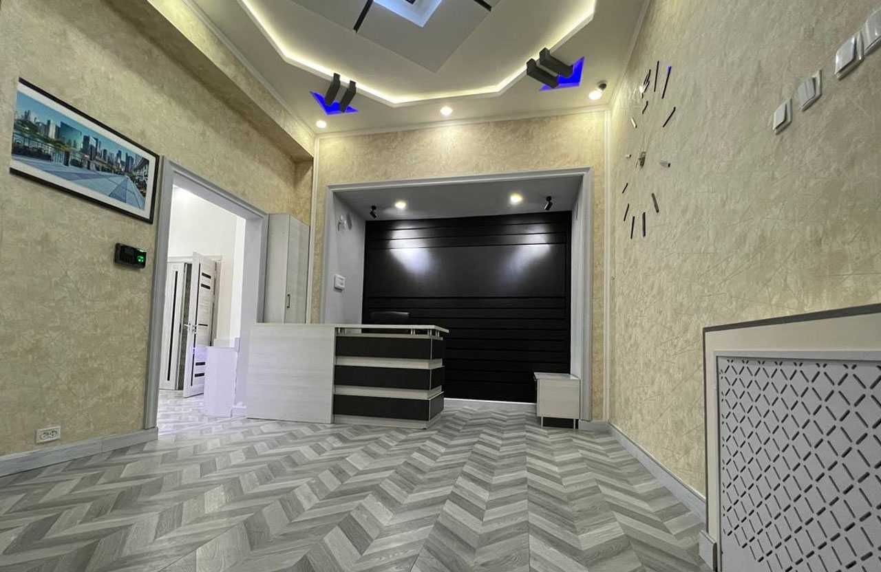Sotiladi tijorat binosi, 354 m² · Yakkasaroy — surat 2