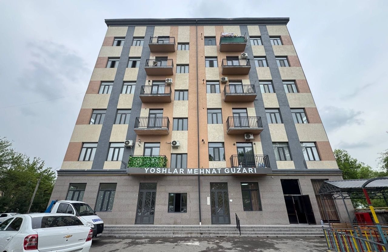 Sotiladi tijorat binosi, 500 m² · Yunusobod — surat 1