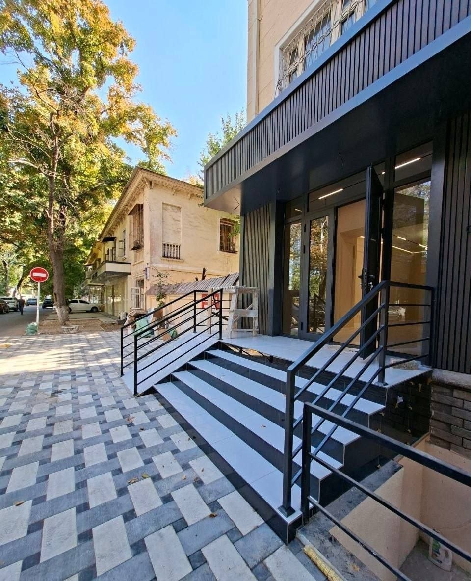 For sale commercial space, 89 m² · Yakkasaray — photo 2