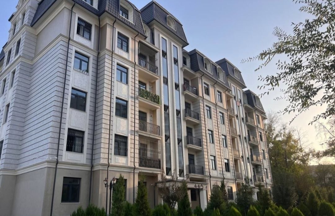 For sale commercial space, 224 m² · Yunusabad — photo 1