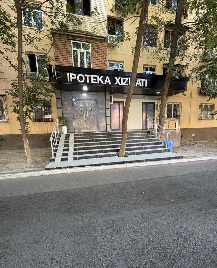 Sotiladi tijorat binosi, 52 m² · Olmazor — surat 1