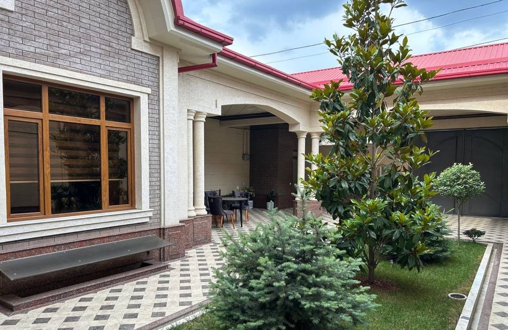 For rent 6-room house · Almazar — photo 2