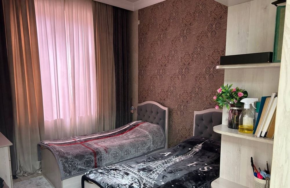 For rent 6-room house · Almazar — photo 10