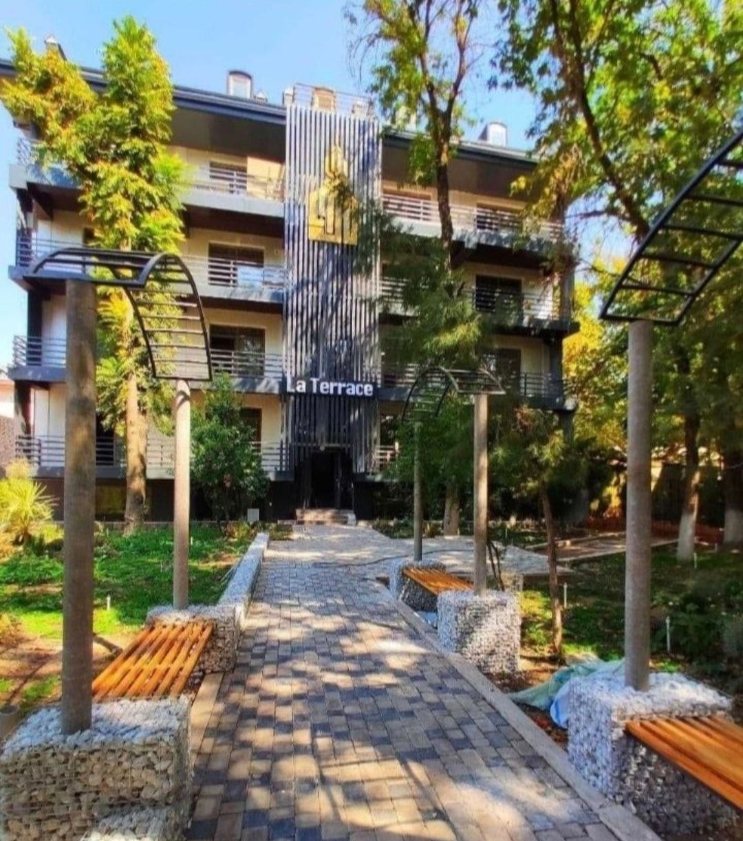 For sale 2-room apartment, 42 m² · Yashnabad — photo 2