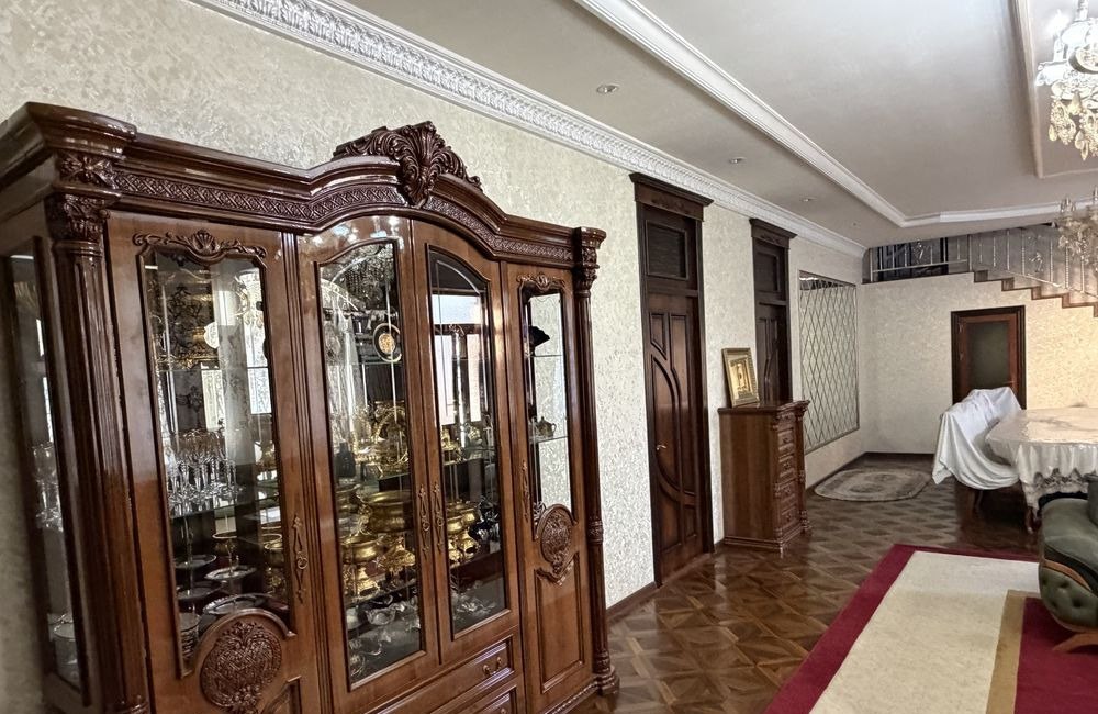 For sale 6-room house · Almazar — photo 8