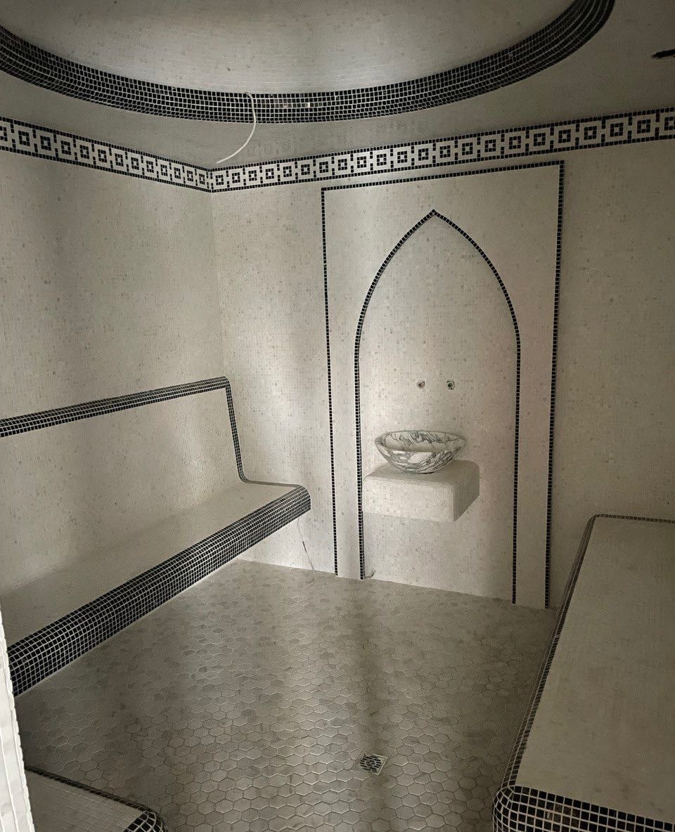 Sotiladi 10 xonali hovli, 1 m² · Mirzo Ulug‘bek — surat 2