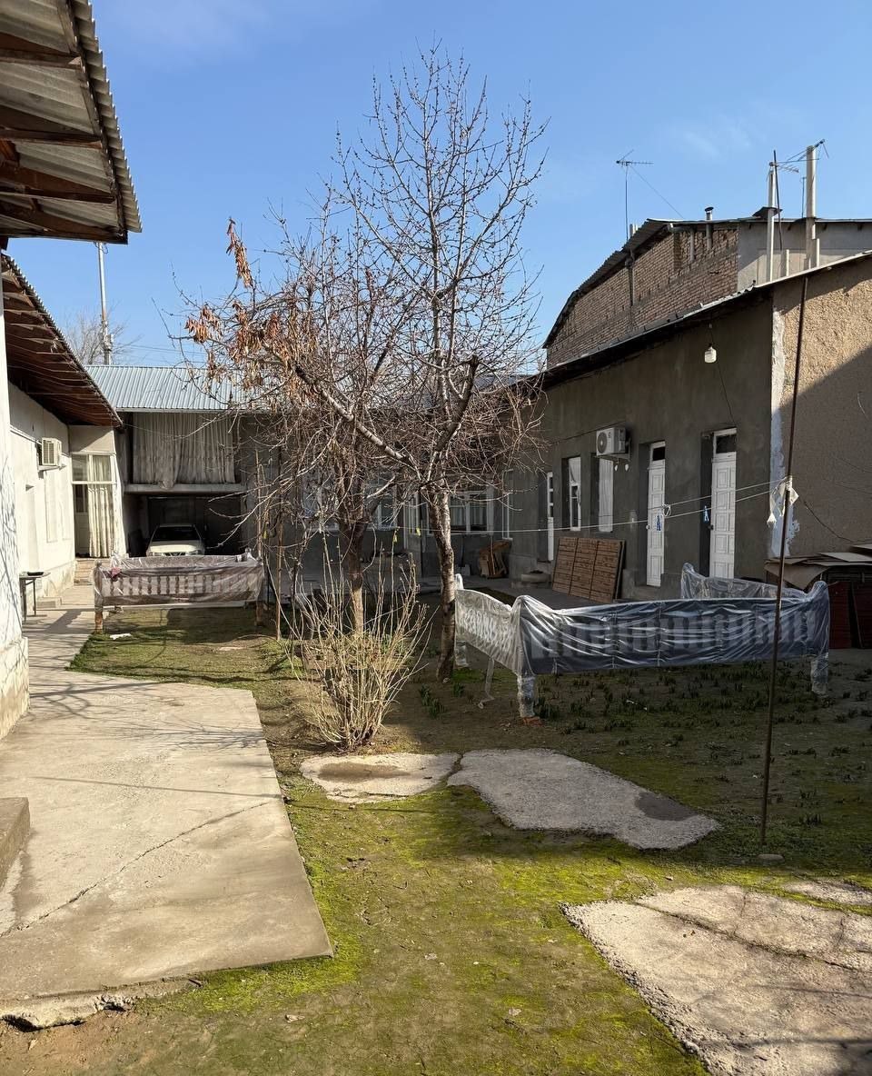 Sotiladi 8 xonali hovli · Olmazor — surat 5