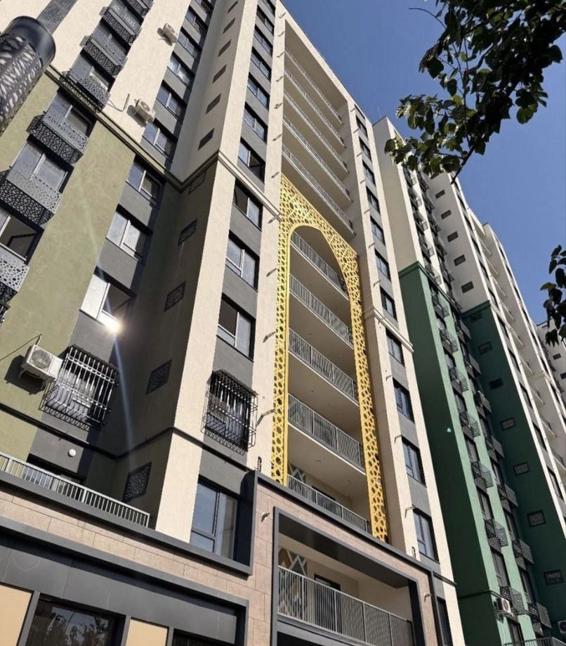 Sotiladi 3 xonali xonadon, 85 m² · Olmazor — surat 1