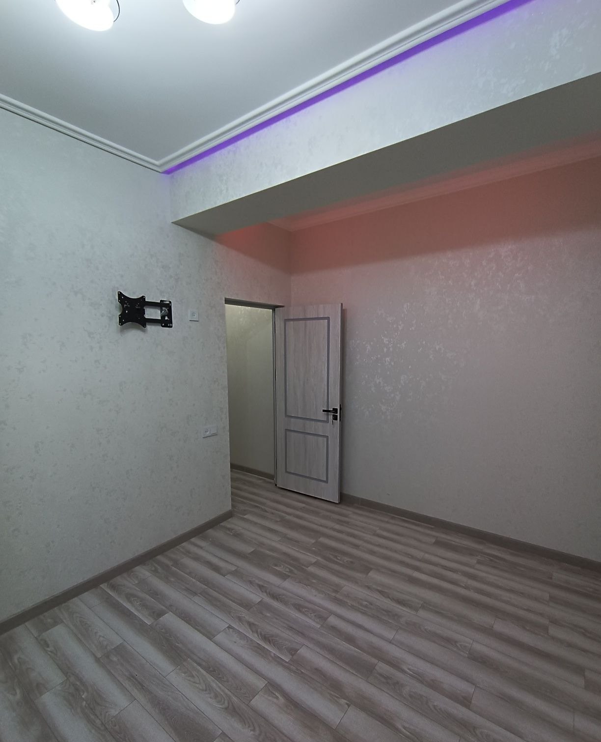 Sotiladi 2 xonali xonadon, 42 m² · Xon Saroy · Yunusobod — surat 4