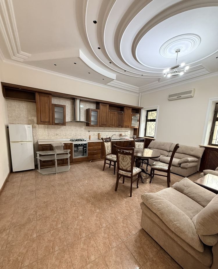 Sotiladi 4 xonali hovli, 250 m² · Mirzo Ulug‘bek — surat 6