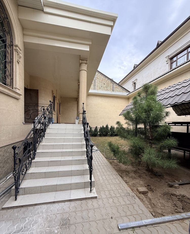 Sotiladi 4 xonali hovli, 250 m² · Mirzo Ulug‘bek — surat 3