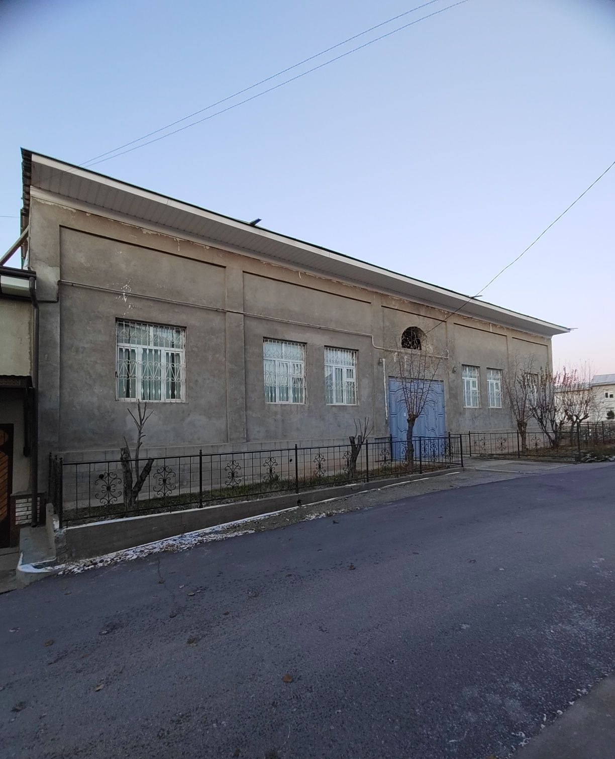Продаётся 10-комн. дом · Учтепа — фото 1