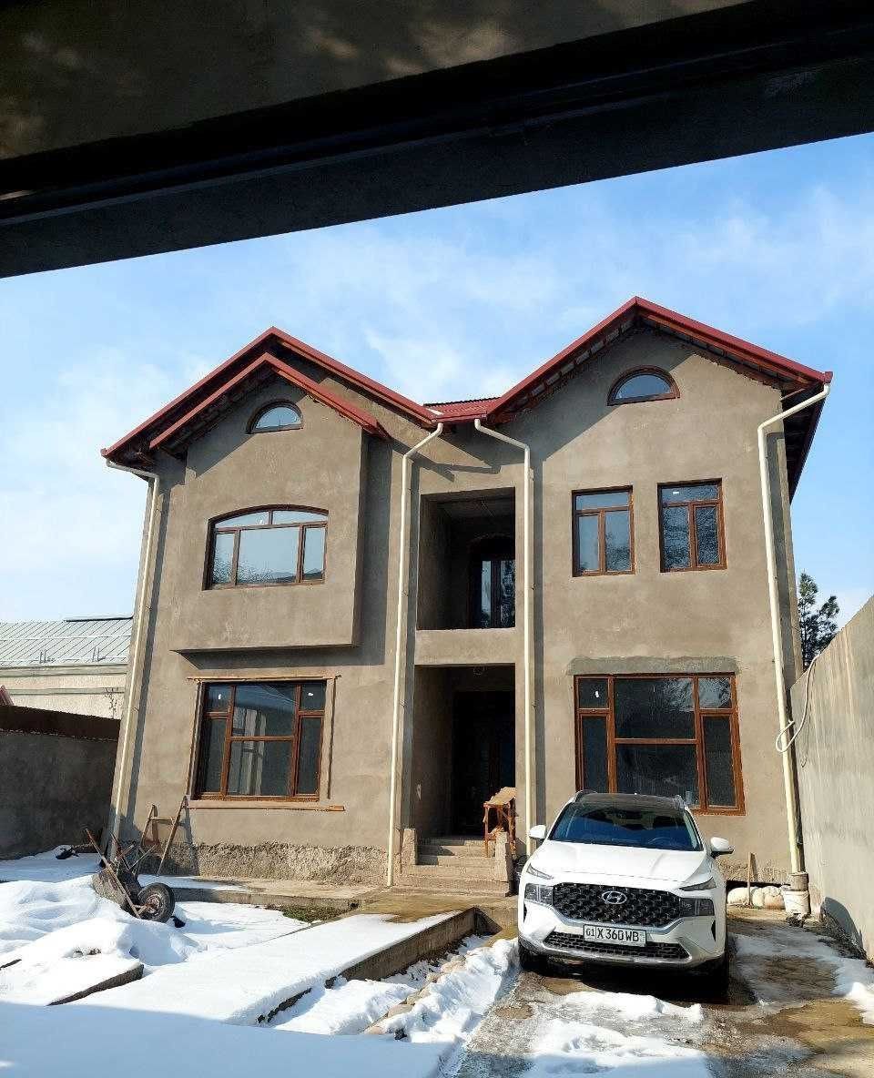 Sotiladi 8 xonali hovli, 200 m² · Mirzo Ulug‘bek — surat 4