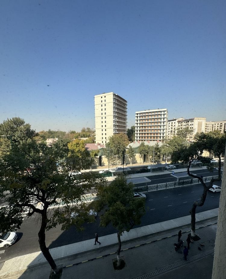 Sotiladi 2 xonali xonadon, 72.7 m² · Olmazor — surat 4
