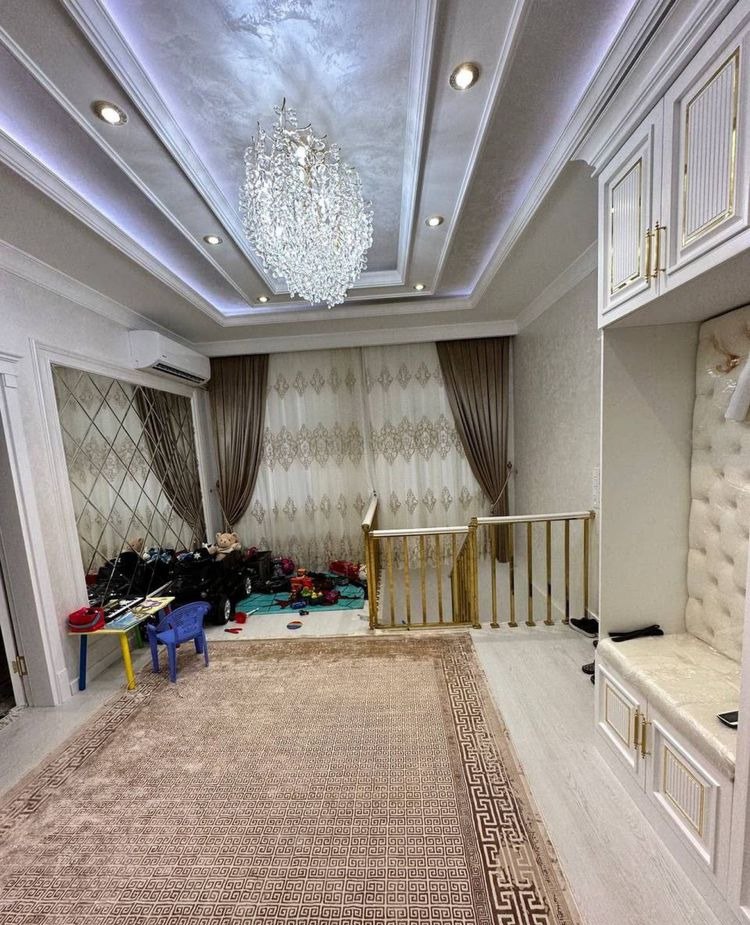 Сдаётся 4-комн. квартира, 160 м² · Яшнабад — фото 1