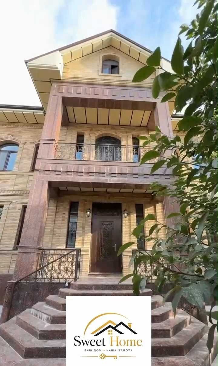 For sale 10-room house, 2 m² · Yunusabad — photo 1