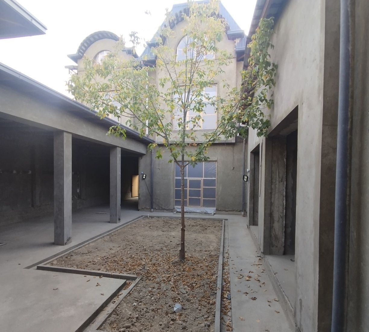 Sotiladi 7 xonali hovli, 250 m² · Shayxontohur — surat 2