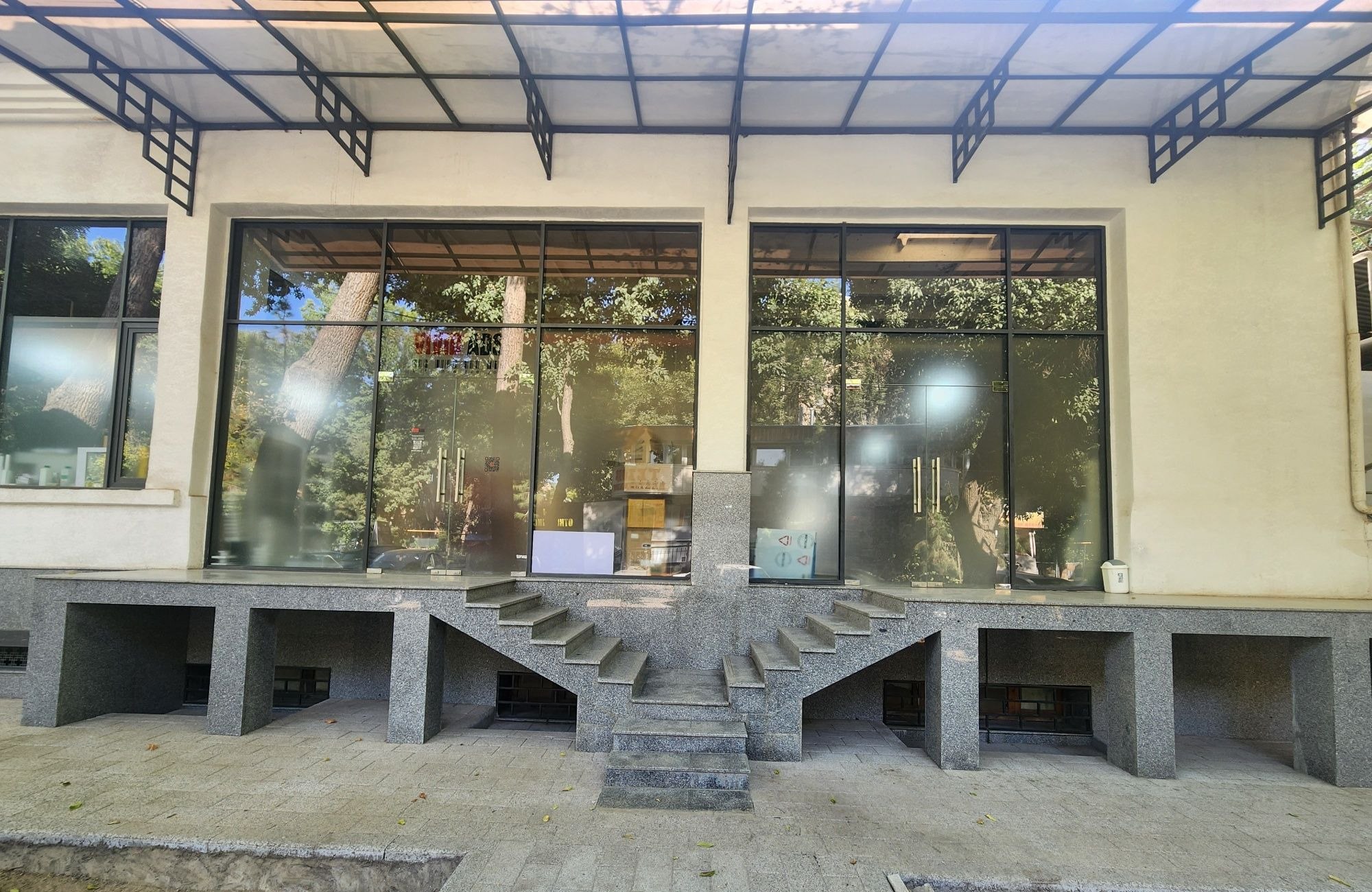 Ijaraga tijorat binosi, 135 m² · Mirzo Ulug‘bek — surat 1