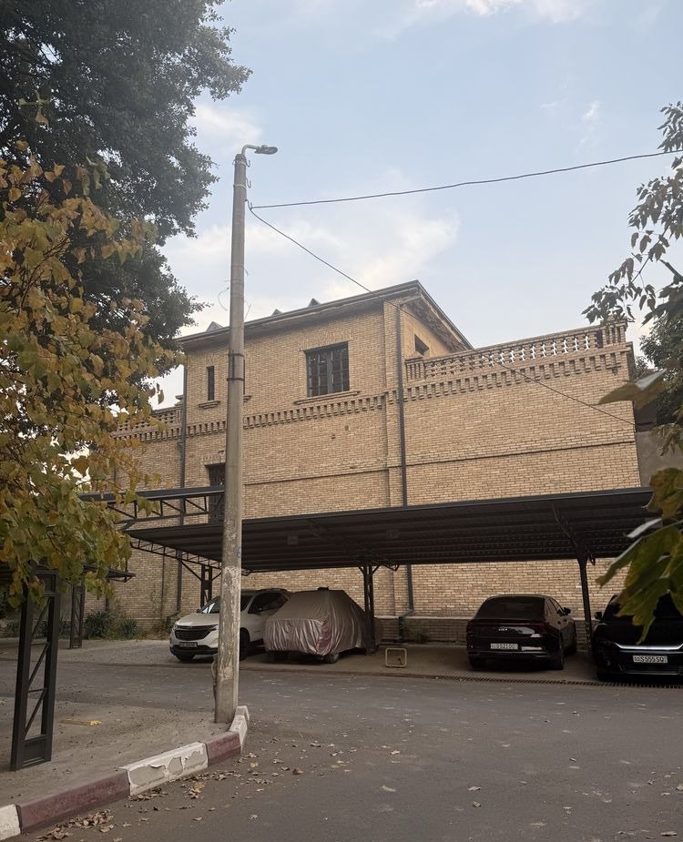 For sale commercial space, 378 m² · London · Mirzo-Ulugbek — photo 5
