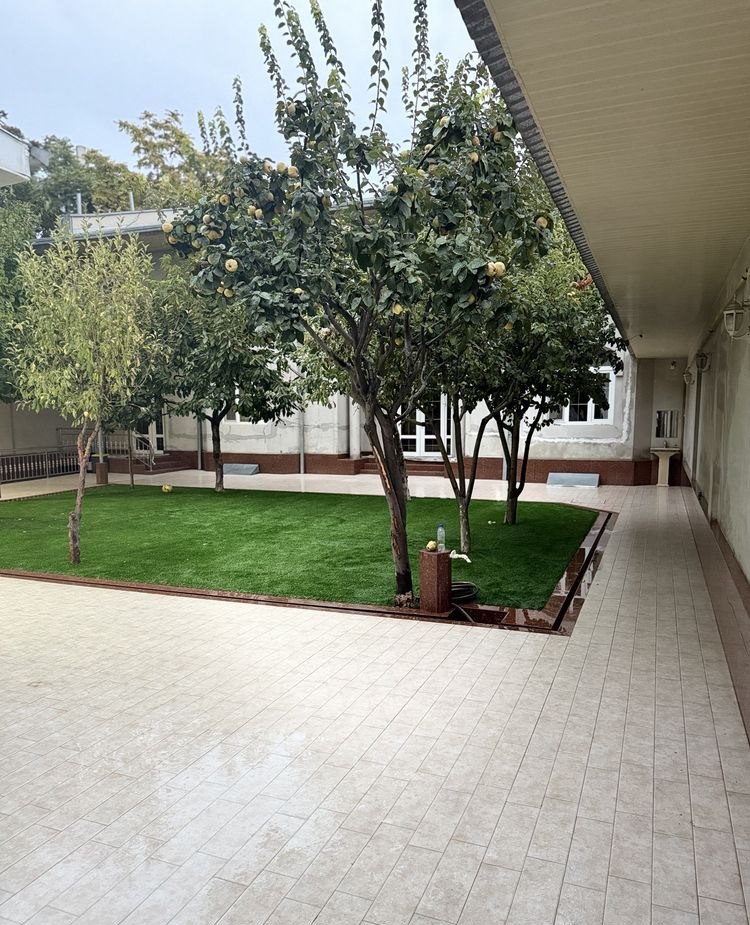 Ijaraga tijorat binosi, 550 m² · Uchtepa — surat 1