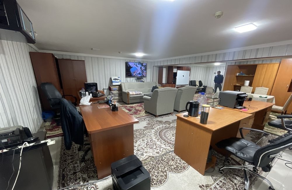 For rent commercial space, 90 m² · Yunusabad — photo 2