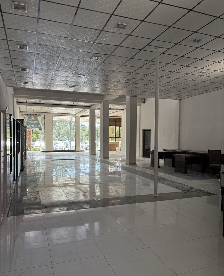 Ijaraga tijorat binosi, 230 m² · Chilonzor — surat 8