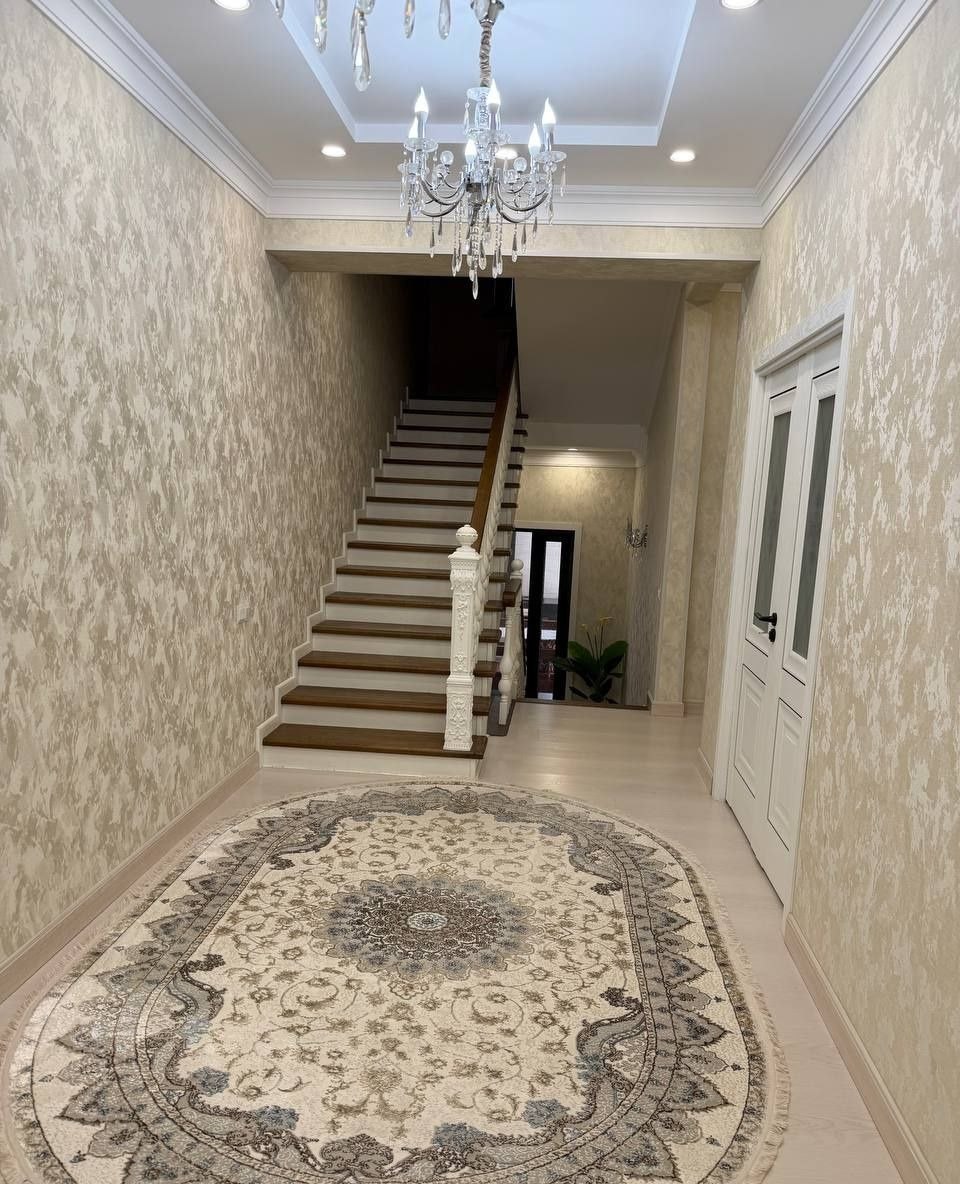 Sotiladi 4 xonali hovli, 240 m² · Mirzo Ulug‘bek — surat 4