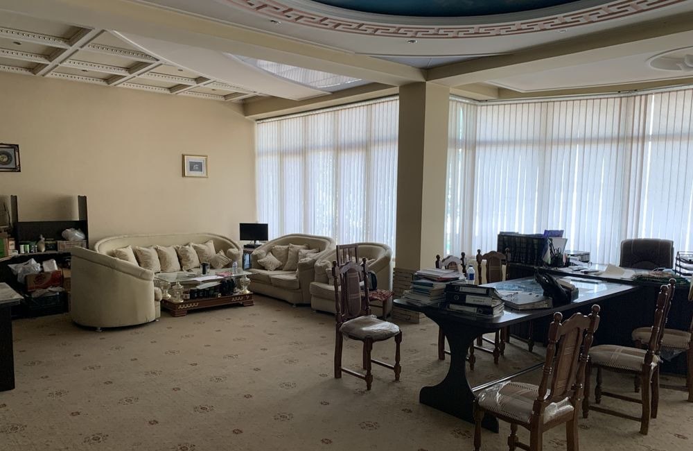 Ijaraga tijorat binosi, 100 m² · Shayxontohur — surat 1
