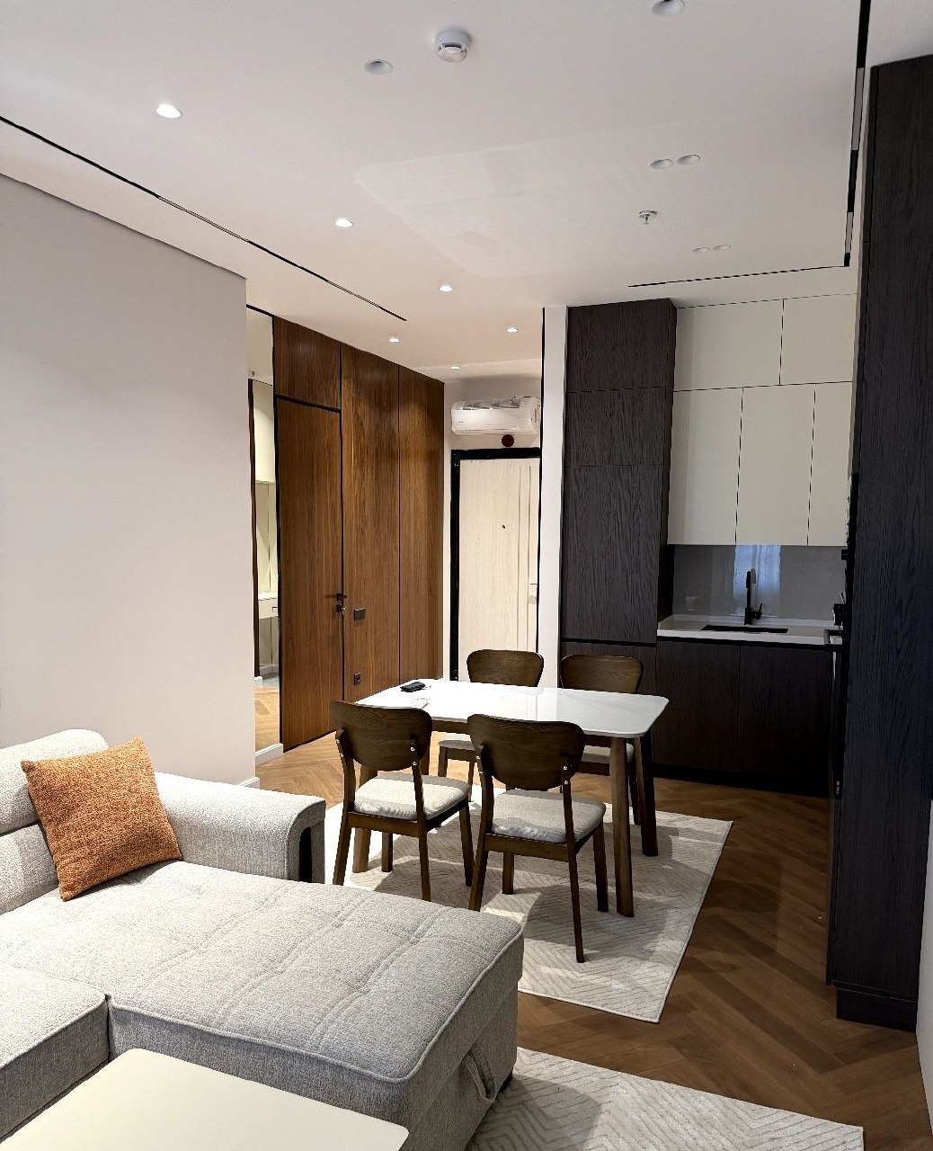 Сдаётся 2-комн. квартира, 50 м² · ЖК Akay City · Мирзо-Улугбек — фото 2