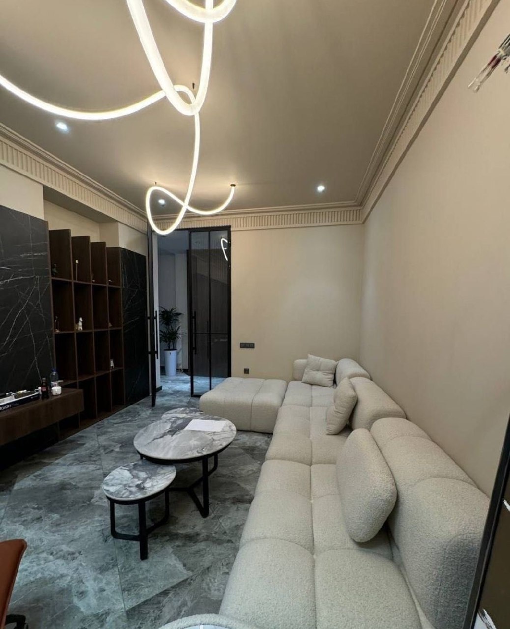 Sotiladi tijorat binosi, 107 m² · Shayxontohur — surat 1