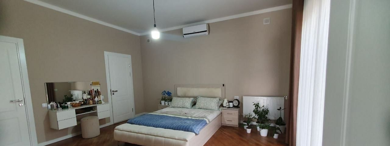 Sotiladi tijorat binosi, 350 m² · Olmazor — surat 2