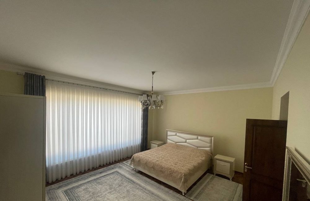 Sotiladi 9 xonali hovli · Mirzo Ulug‘bek — surat 5