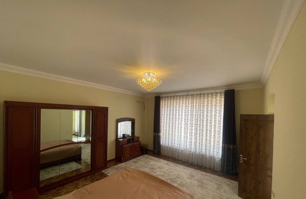 Sotiladi 9 xonali hovli · Mirzo Ulug‘bek — surat 7