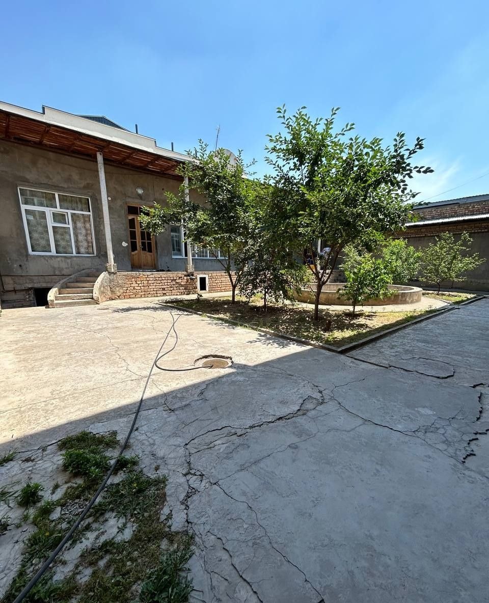For sale 10-room house · Almazar — photo 5