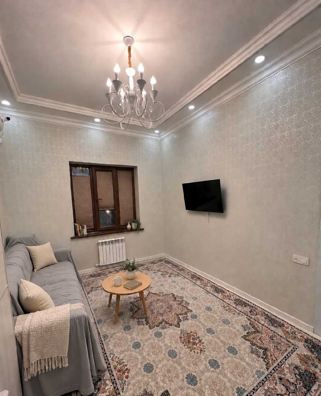 Продаётся 2-комн. квартира, 42 м² · Мирзо-Улугбек — фото 1