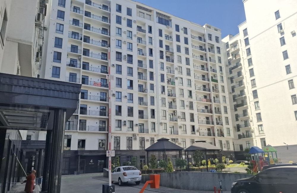 For sale 3-room apartment, 80 m² · Almazar — photo 2