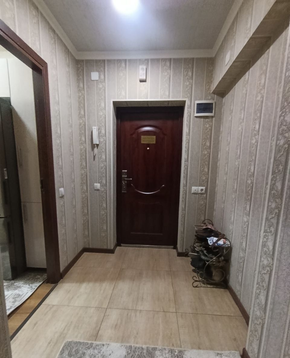 Sotiladi 3 xonali xonadon, 80 m² · Olmazor — surat 7